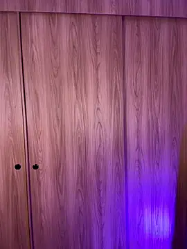 temptation sweet online show from 12-19-25, 10:06