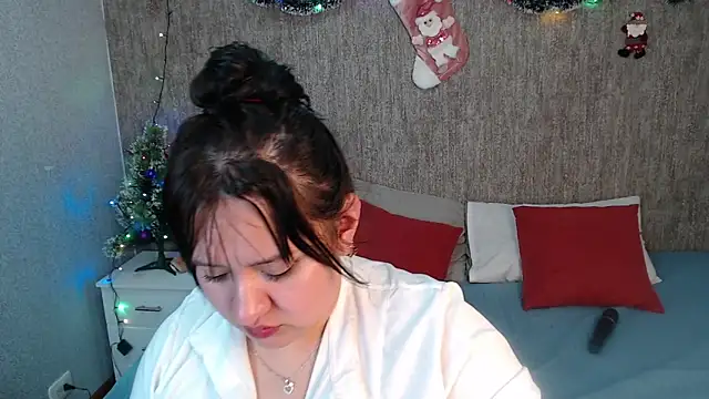 dannarossy  online show from 12-24-24, 06:44