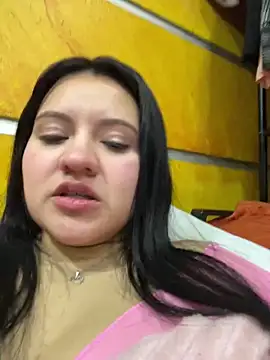 dannarossy  online show from 01-18-25, 08:31
