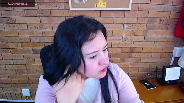 dannarossy  online show from 02-22-25, 01:24