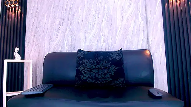 ricky vill  online show from 10-08-25, 03:59