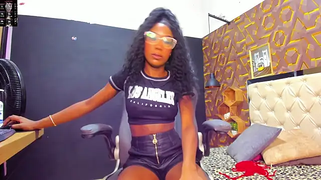 Snapshot of deyy_madissonn chatting on 03-11-25, 08:09 deyy madissonn online show from 03-11-25, 08:09