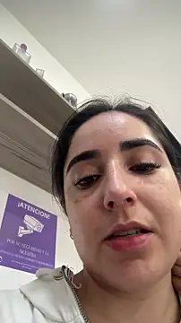 Victoria-And1 online show from 11-20-25, 04:51