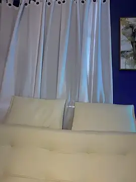 Snapshot of AleezaFrench chatting on 03-03-25, 07:49 AleezaFrench online show from 03-03-25, 07:49