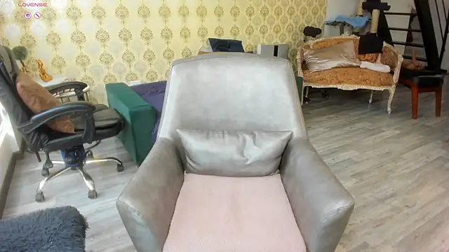  angelina class 7 online show from 10-21-25, 02:51