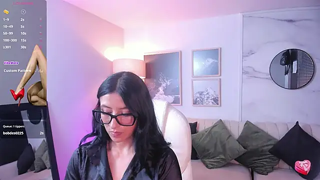 kira moon   online show from 12-02-24, 08:11