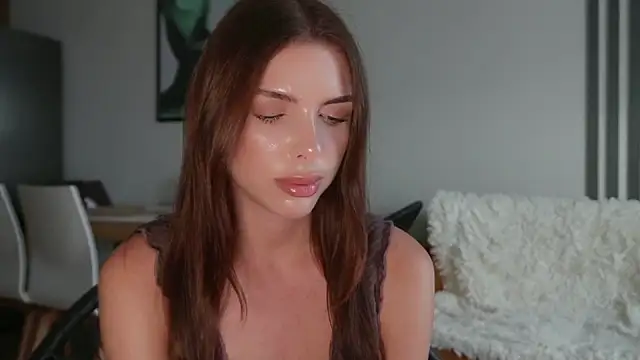 LoveCuteKitty online show from 01-13-25, 11:41