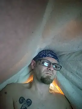 Herwish online show from 12-16-25, 04:17