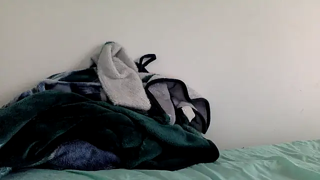 Snapshot of molozeb chatting on 02-15-26, 09:41 molozeb online show from 02-15-26, 09:41