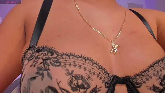 Snapshot of JessicaWilliams1 chatting on 11-16-25, 09:48 JessicaWilliams1 online show from 11-16-25, 09:48