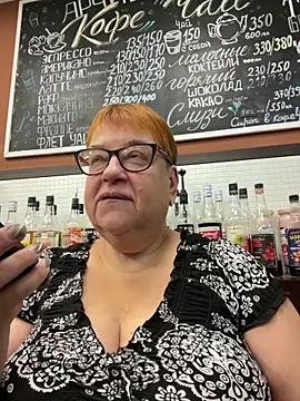 Snapshot of Klio5678 chatting on 11-11-25, 10:04 Klio5678 online show from 11-11-25, 10:04