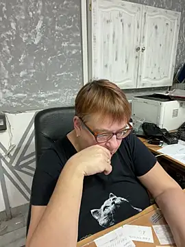 Snapshot of Klio5678 chatting on 12-18-25, 07:20 Klio5678 online show from 12-18-25, 07:20