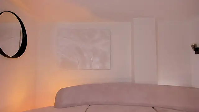 Snapshot of DominiqueVega chatting on 12-24-24, 09:33 DominiqueVega online show from 12-24-24, 09:33