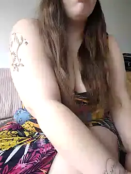 Snapshot of FrancaiseLynne chatting on 01-28-25, 10:02 FrancaiseLynne online show from 01-28-25, 10:02