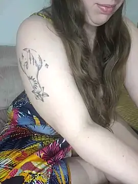 Snapshot of FrancaiseLynne chatting on 03-09-25, 08:31 FrancaiseLynne online show from 03-09-25, 08:31