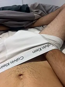 Snapshot of h0rnyguy001 chatting on 10-08-25, 06:33 h0rnyguy001 online show from 10-08-25, 06:33