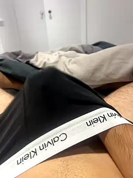 Snapshot of h0rnyguy001 chatting on 10-30-25, 07:10 h0rnyguy001 online show from 10-30-25, 07:10