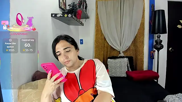 SARAMISHA online show from 10-15-25, 06:08