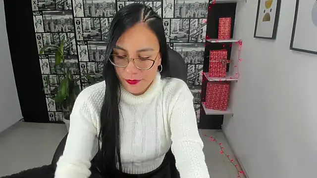 Agata-Moon online show from 01-04-25, 04:22