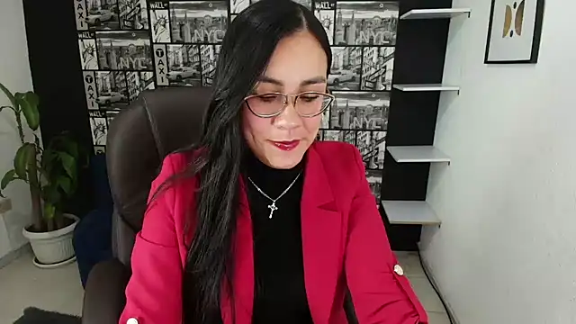 Agata-Moon online show from 02-20-25, 02:02