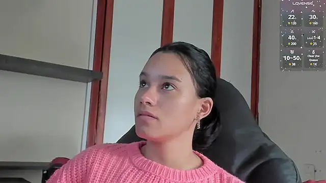 SamanthaWatson online show from 01-04-25, 01:10