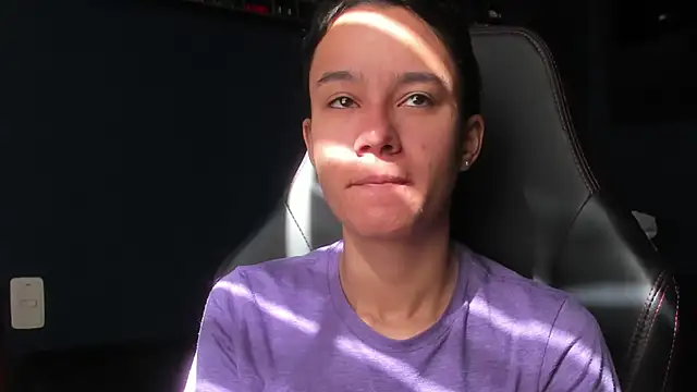 SamanthaWatson online show from 03-19-25, 02:02