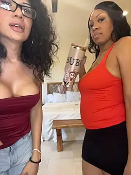 Latinaebony69 online show from 10-19-25, 07:47