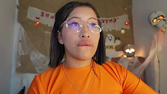 Snapshot of nerak_1a_ chatting on 10-27-25, 06:12 nerak 1a online show from 10-27-25, 06:12