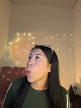 Snapshot of nerak_1a_ chatting on 11-05-25, 05:57 nerak 1a online show from 11-05-25, 05:57