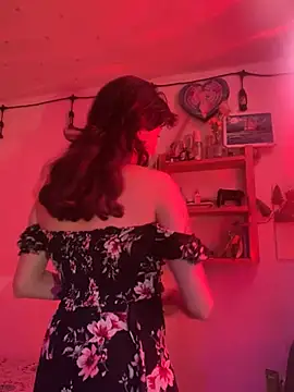 Snapshot of LiliJones_ chatting on 02-19-26, 03:19 LiliJones online show from 02-19-26, 03:19