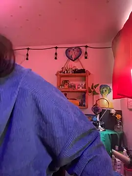 Snapshot of LiliJones_ chatting on 02-21-26, 04:41 LiliJones online show from 02-21-26, 04:41