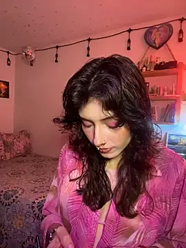 Snapshot of LiliJones_ chatting on 02-25-26, 05:22 LiliJones online show from 02-25-26, 05:22