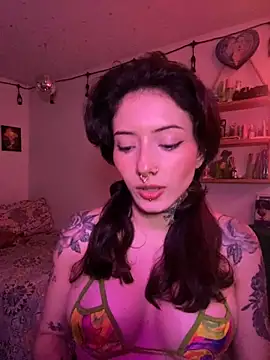 Snapshot of LiliJones_ chatting on 02-27-26, 06:08 LiliJones online show from 02-27-26, 06:08