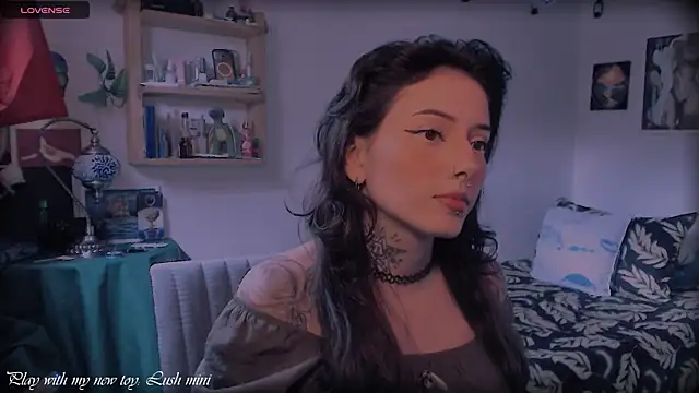 Snapshot of LiliJones_ chatting on 03-01-26, 06:54 LiliJones online show from 03-01-26, 06:54