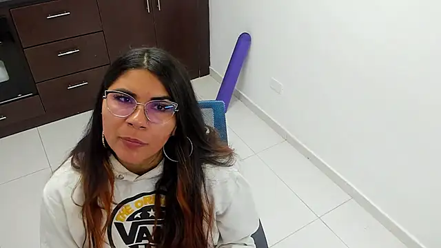 Luna Dumont online show from 02-02-25, 11:19