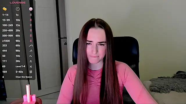 Kimmberr online show from 10-29-25, 04:26