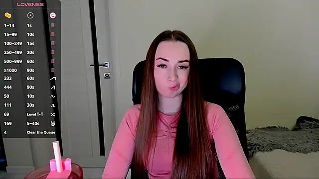 Kimmberr online show from 11-19-25, 04:12