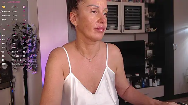 SheilaRyan online show from 11-11-25, 05:07