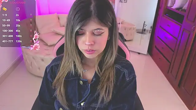 NATAASHA    online show from 11-20-25, 03:07