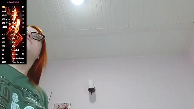 Snapshot of lucie_nicolls chatting on 01-10-25, 08:04 lucie nicolls online show from 01-10-25, 08:04