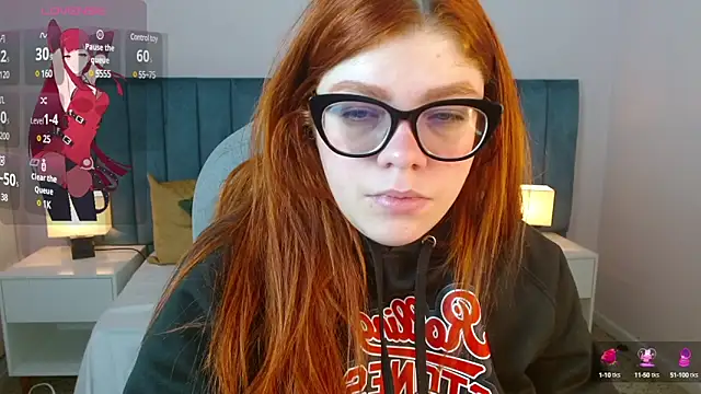 Snapshot of lucie_nicolls chatting on 01-18-25, 01:29 lucie nicolls online show from 01-18-25, 01:29