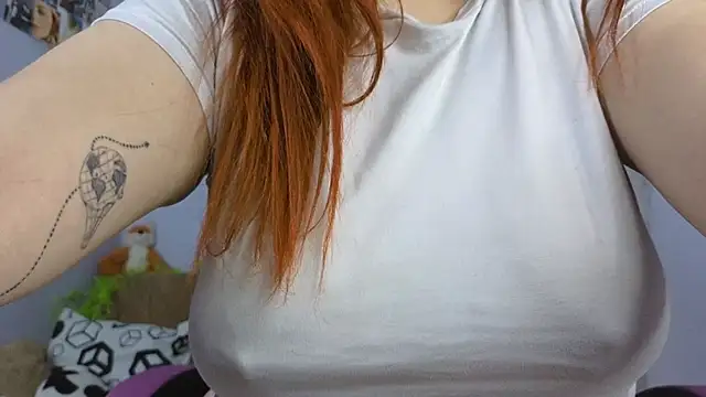 Snapshot of lucie_nicolls chatting on 02-24-25, 03:23 lucie nicolls online show from 02-24-25, 03:23
