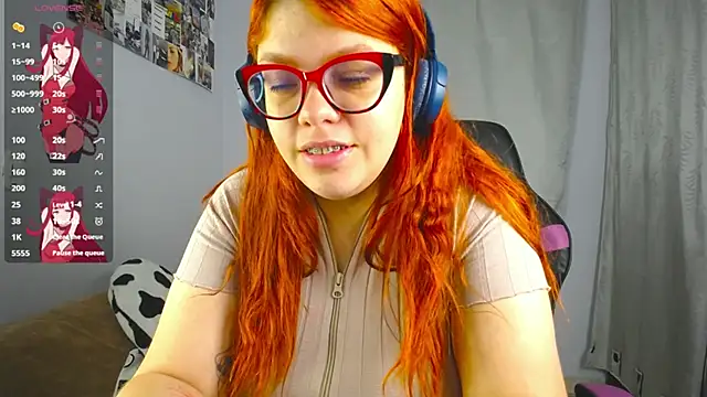 Snapshot of lucie_nicolls chatting on 03-10-25, 08:23 lucie nicolls online show from 03-10-25, 08:23
