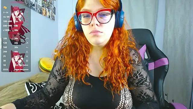 Snapshot of lucie_nicolls chatting on 03-11-25, 07:58 lucie nicolls online show from 03-11-25, 07:58