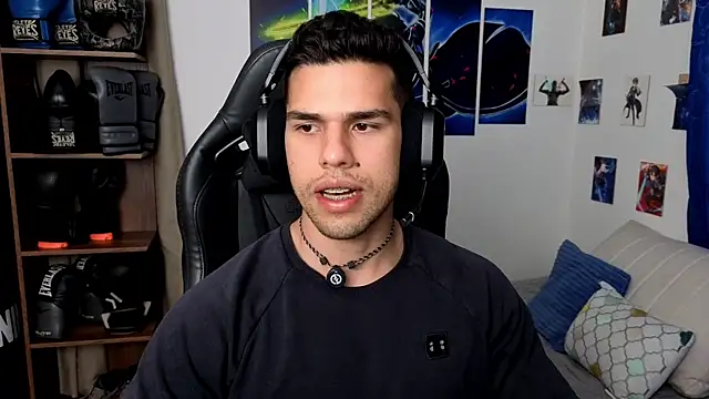 Snapshot of JacobKirito chatting on 11-10-25, 01:26 JacobKirito online show from 11-10-25, 01:26