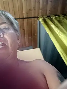 DirtyBIianca online show from 10-27-25, 11:41