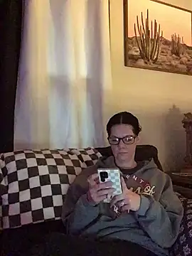 SidneyRaee online show from 03-04-26, 05:52