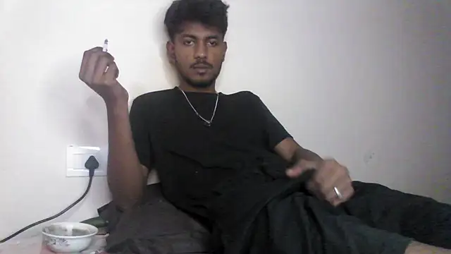 Snapshot of just_fucks chatting on 10-17-25, 08:44 just fucks online show from 10-17-25, 08:44