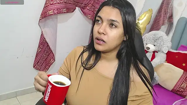 lakshmiraniii online show from 12-18-25, 11:38