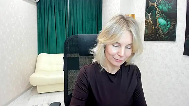 Sinty Devis online show from 01-11-25, 11:23